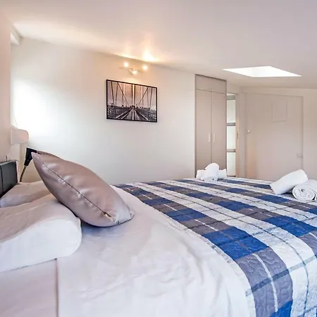 Lakovich Sea View Appartement *